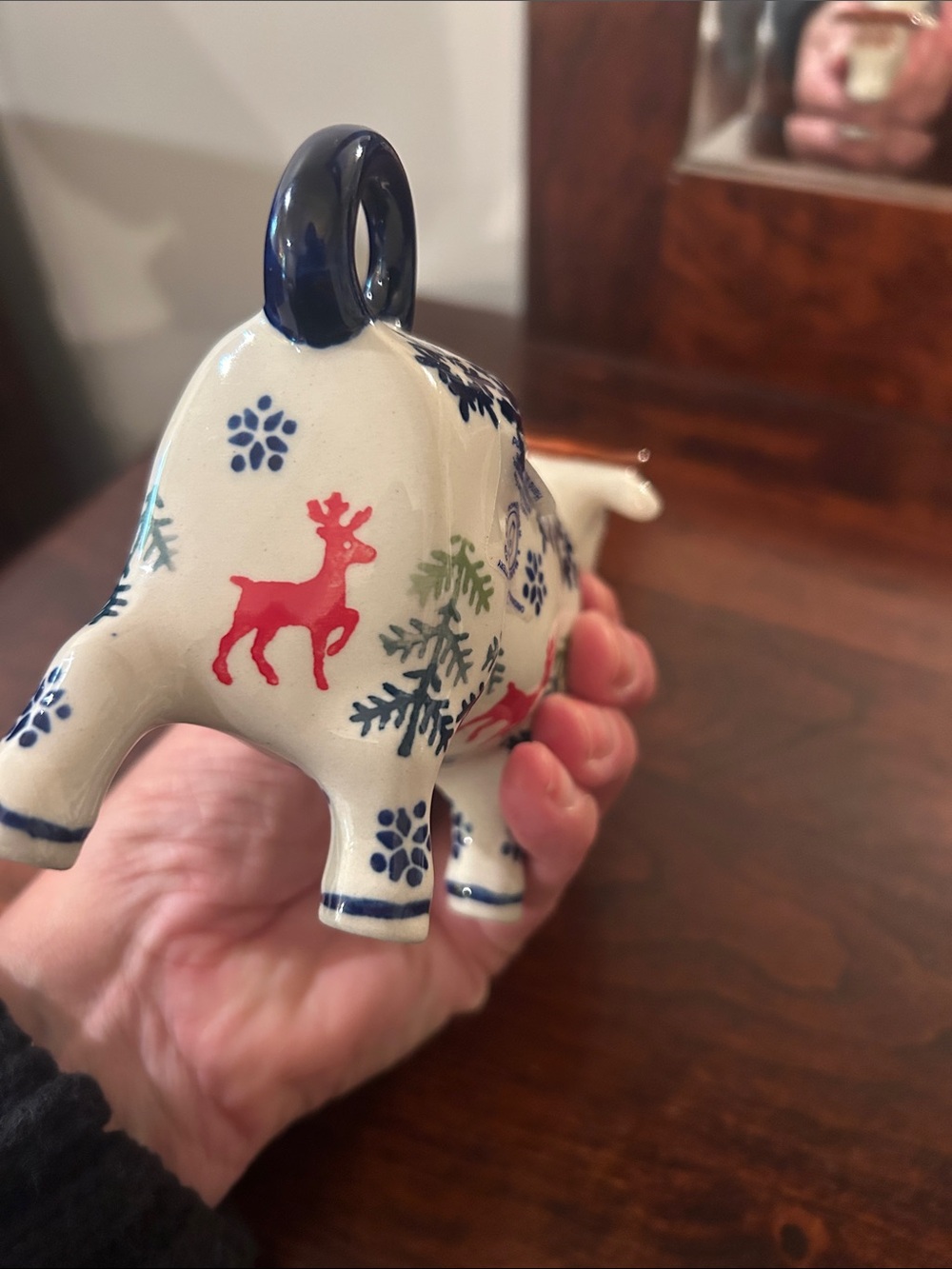 Blue and White Cow Creamer with Festive Motif - Picture 3 of 4